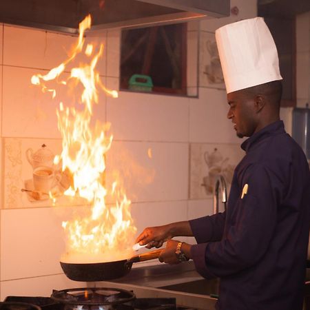 West Lerruat Hotel Nairobi Esterno foto
